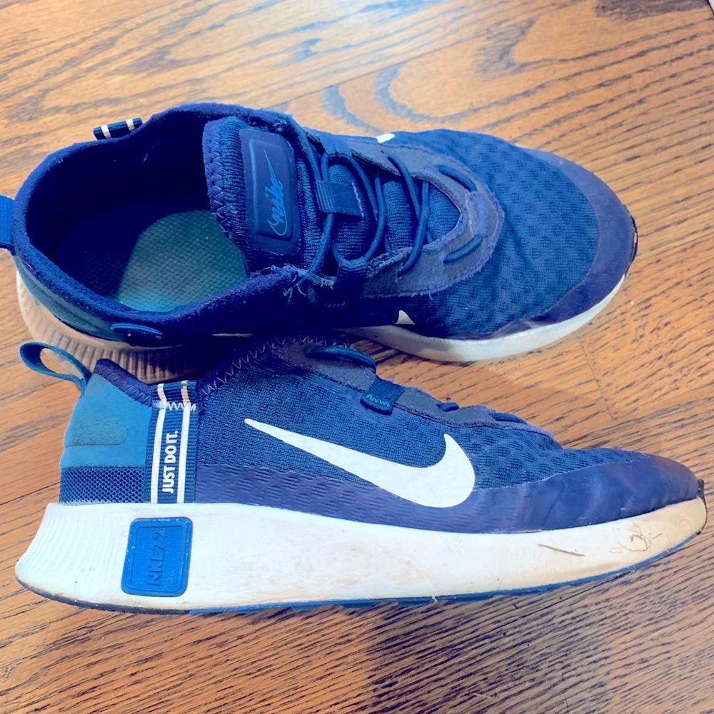 Boys Nike Shoes, size 1